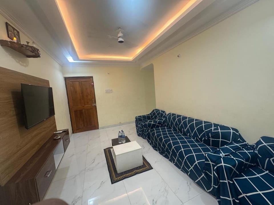 Communal lounge/ TV room, Living room, Seating area