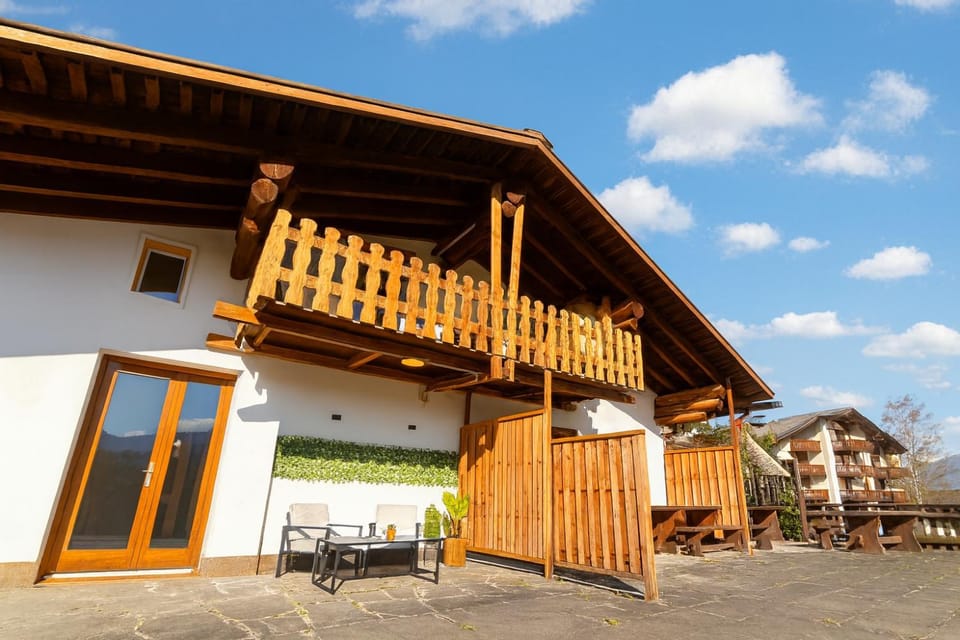 Property building, Balcony/Terrace