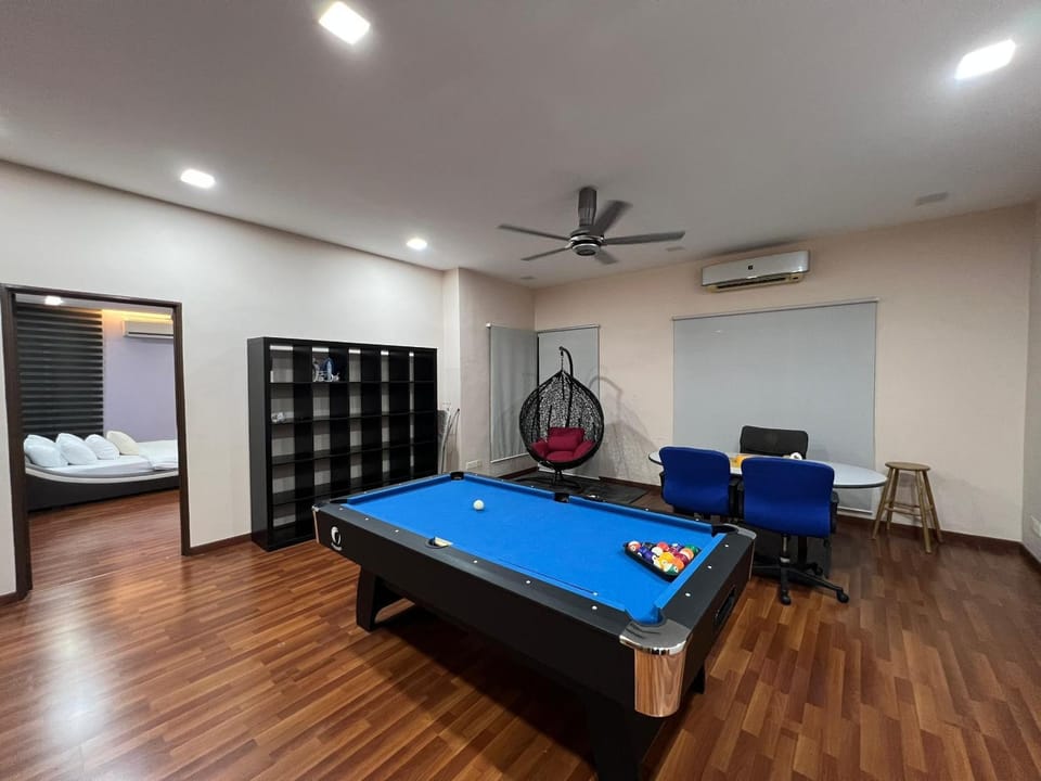 Billiard