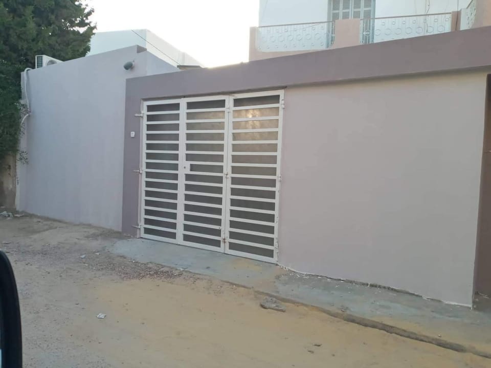Studio moderne avec parking privé et Wi-Fi gratuit Apartment in Tunisia