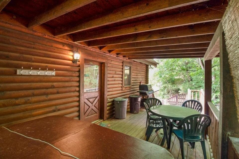 ER25 - Country Days cabin Cabin in Pigeon Forge