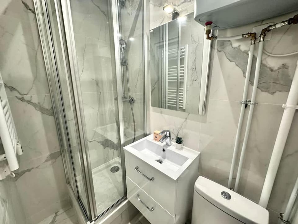 365 Suite Adjani - Cosy Apartment Paris Center Apartment in Paris