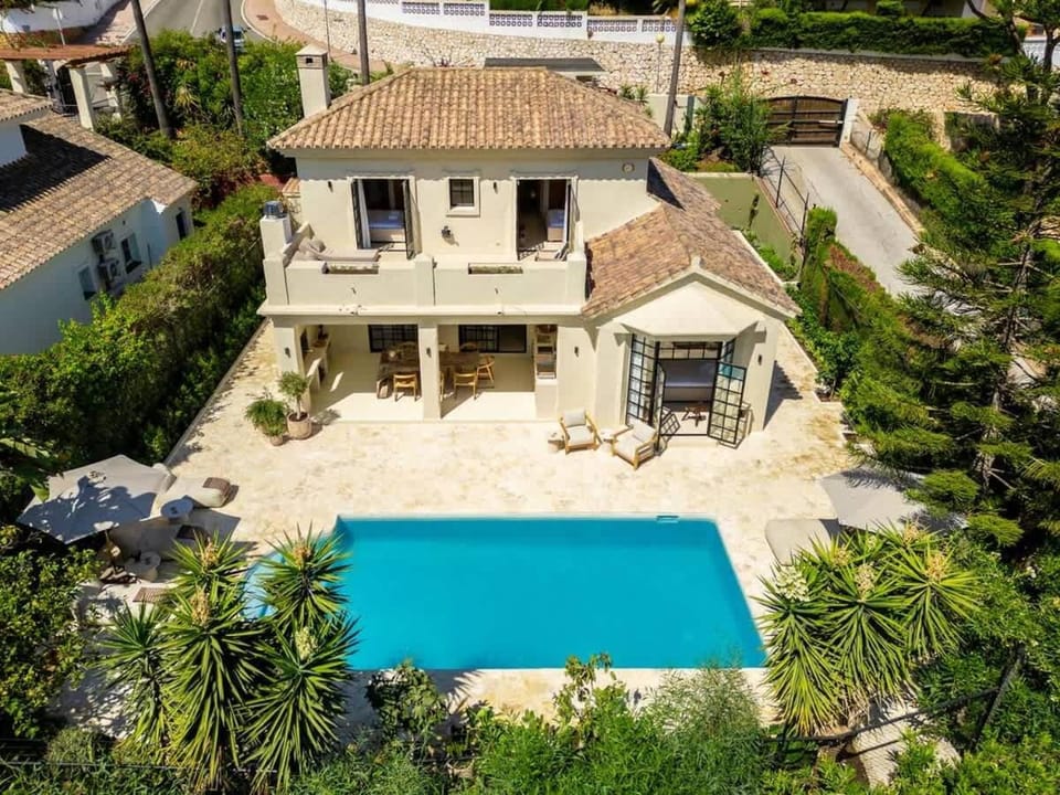 Property building, Pool view, Swimming pool