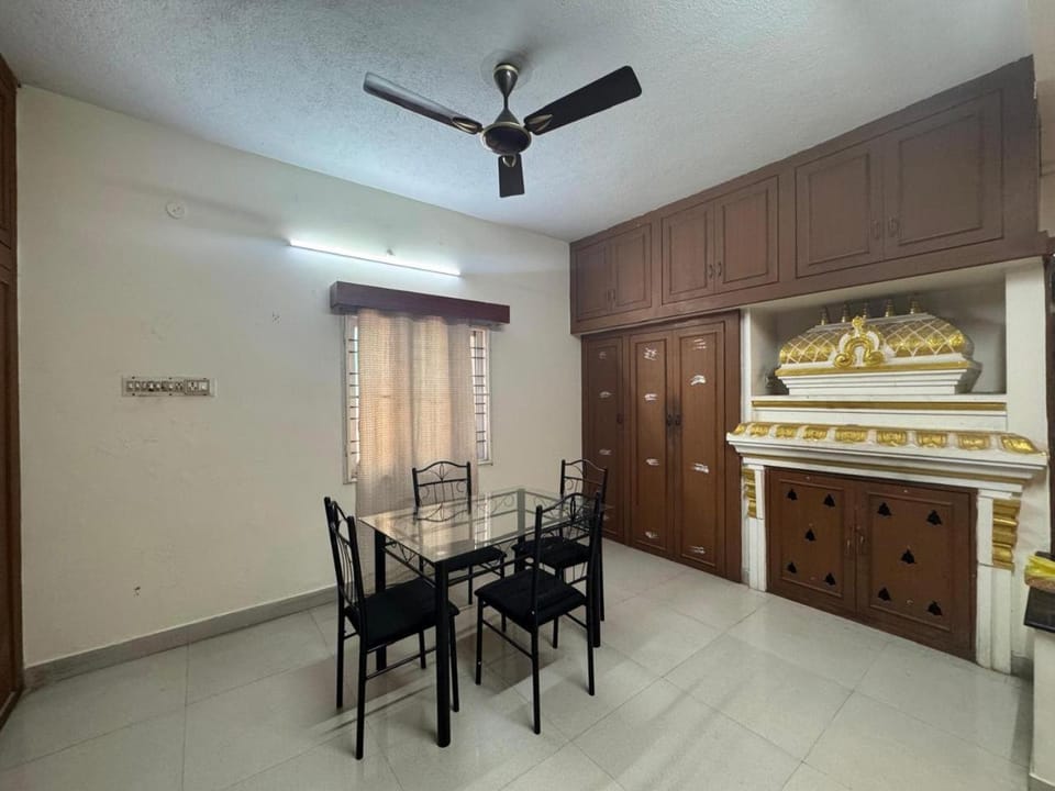 Pleasant Stay - Feel like home House in Chennai