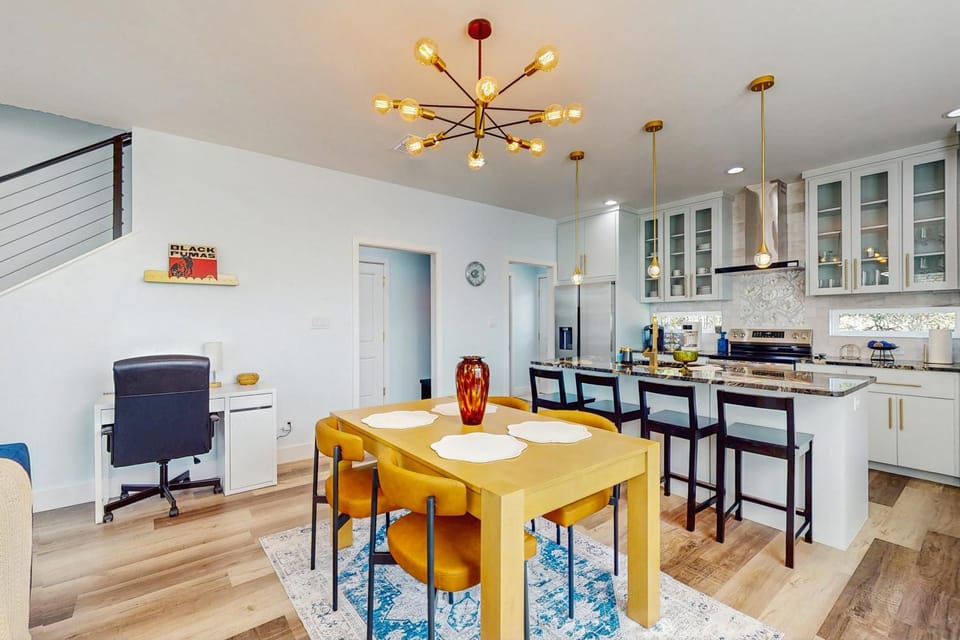 Modern Living in Texas! Home 2 Blocks to Lake LBJ House in Granite Shoals