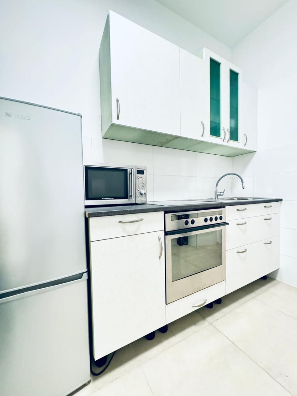 Kitchen or kitchenette, pet friendly, stove
