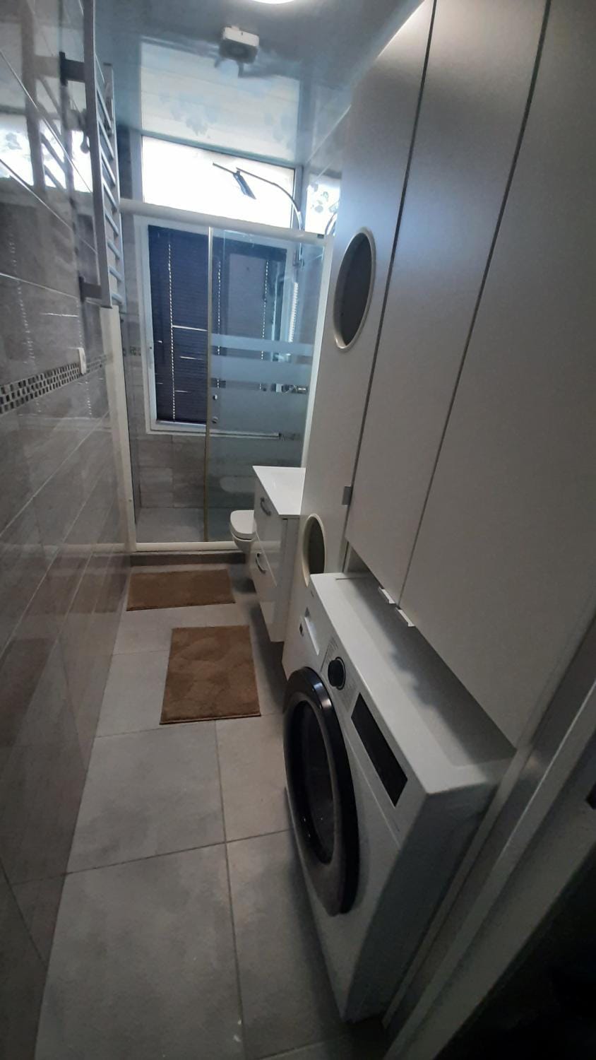 Shower, Bathroom, washing machine