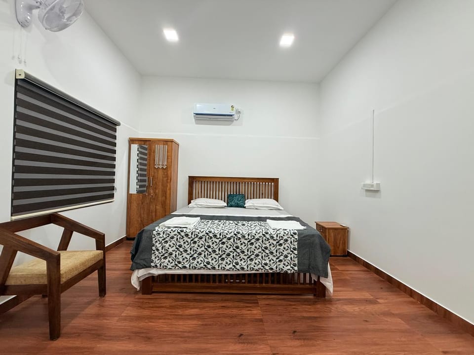 Bed, Bedroom, air conditioner