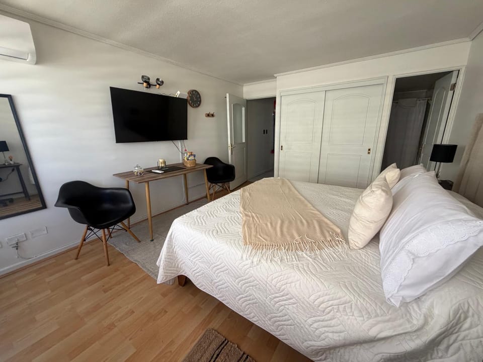 Depto Estudio Las Condes 2 personas Apartment in Las Condes
