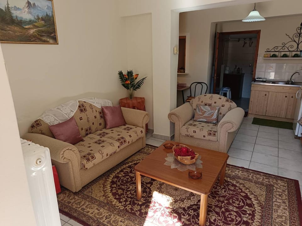 Ξενώνας Ρούμελη Apartment in Peloponnese, Western Greece and the Ionian