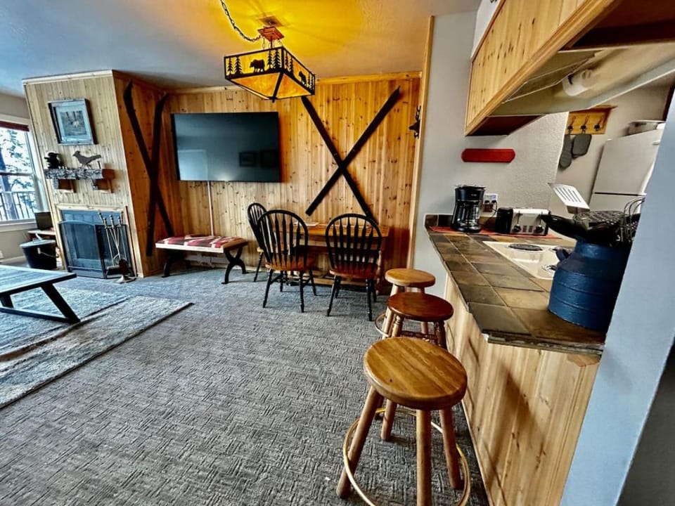 Eagle Point Ski Resort 9 Wooded Ridge Condos House in Utah