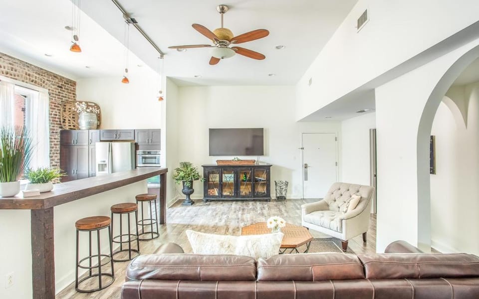 Telfair Loft by Lucky Savannah Apartment in Savannah