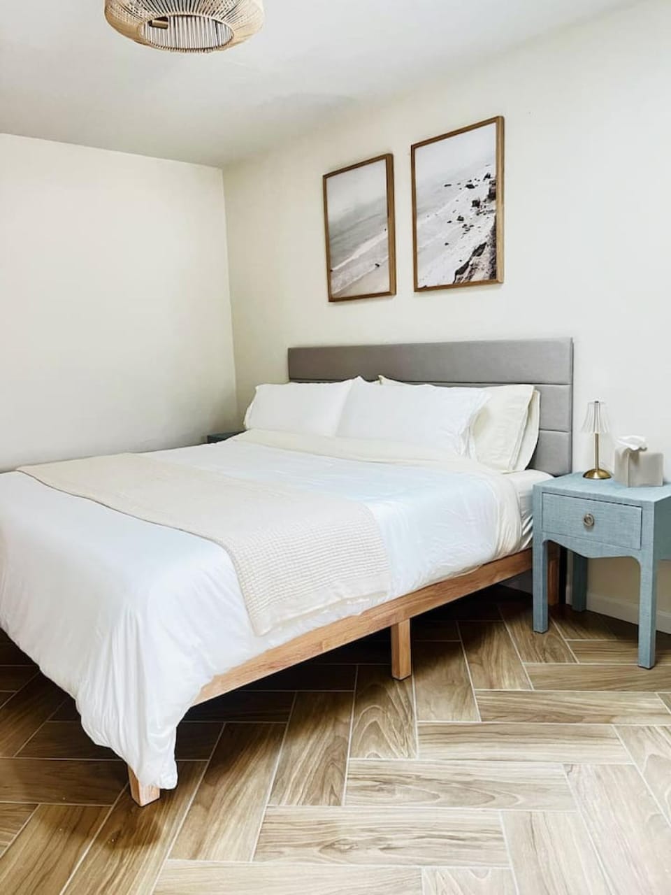 Nokomis Waterfront Unit Walk to the Beach and Dining House in Venice