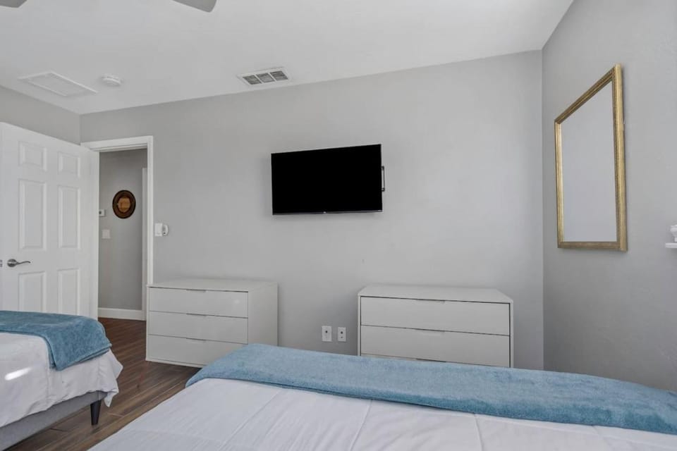 TV and multimedia, Bedroom