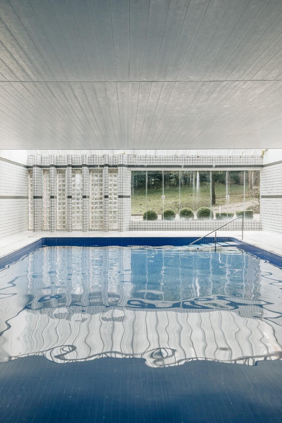 Swimming pool, Swimming pool