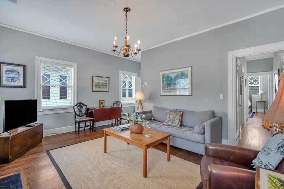 Cobb's Carriage by Lucky Savannah Apartment in Savannah