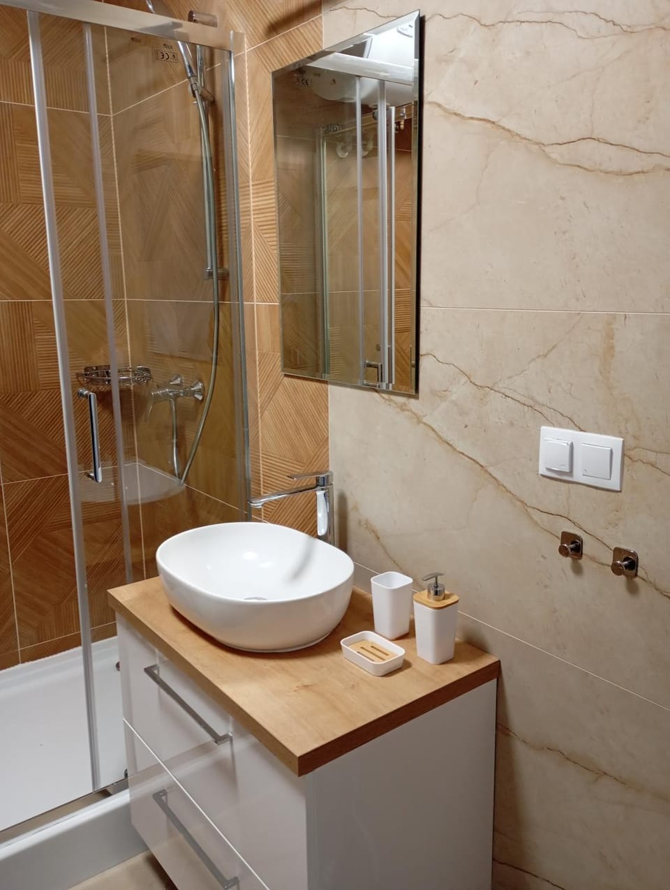 Shower, Bathroom