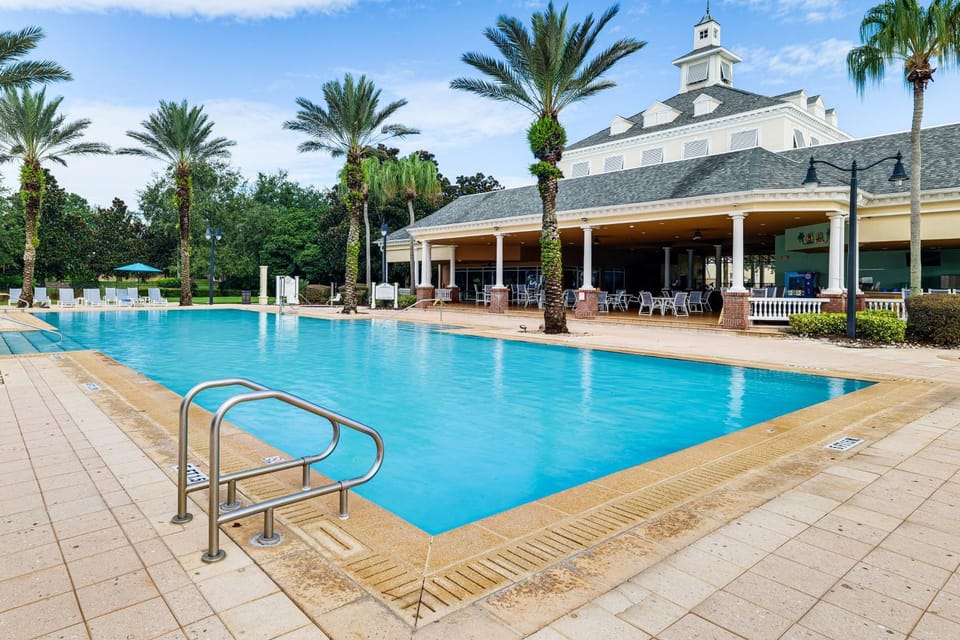 8 Mi to Disney: Pet-Friendly Apt w/ Resort Perks Apartment in Four Corners