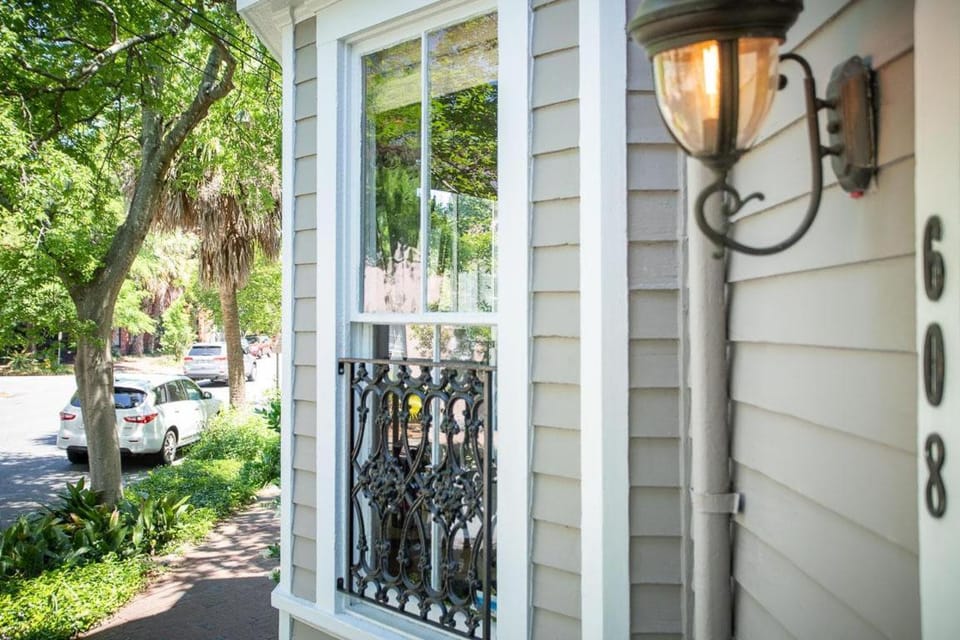 Queen Anne Manor by Lucky Savannah House in Savannah