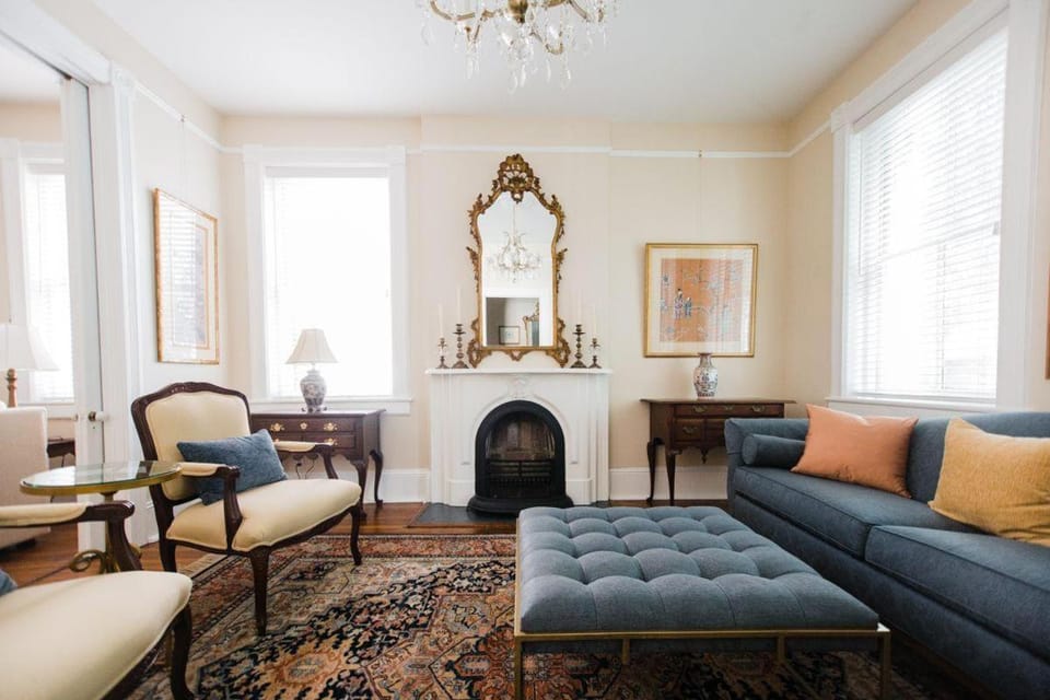 Luxurious Townhome on Lincoln & York by Lucky Savannah House in Savannah
