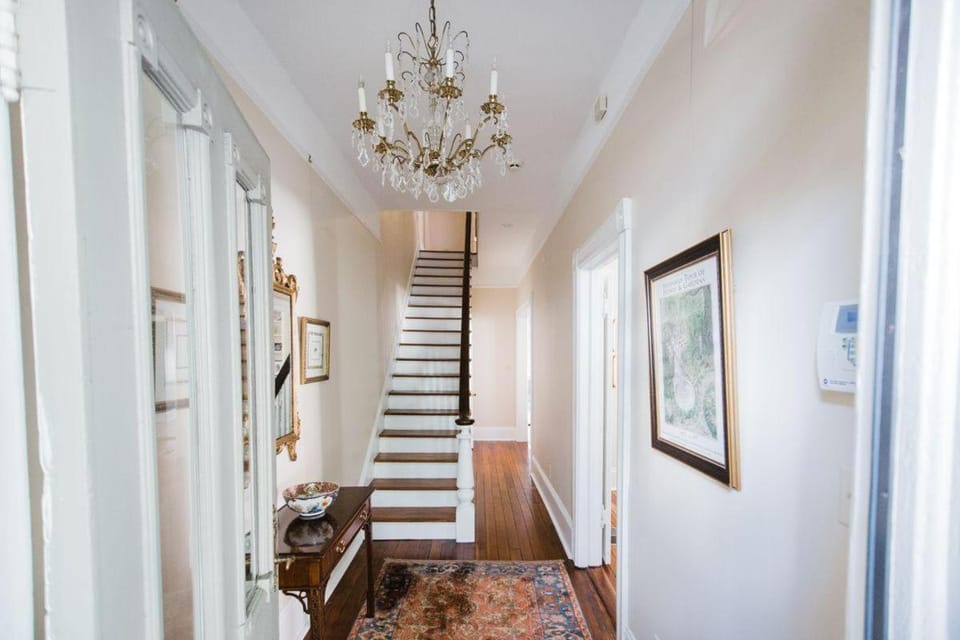 Luxurious Townhome on Lincoln & York by Lucky Savannah House in Savannah