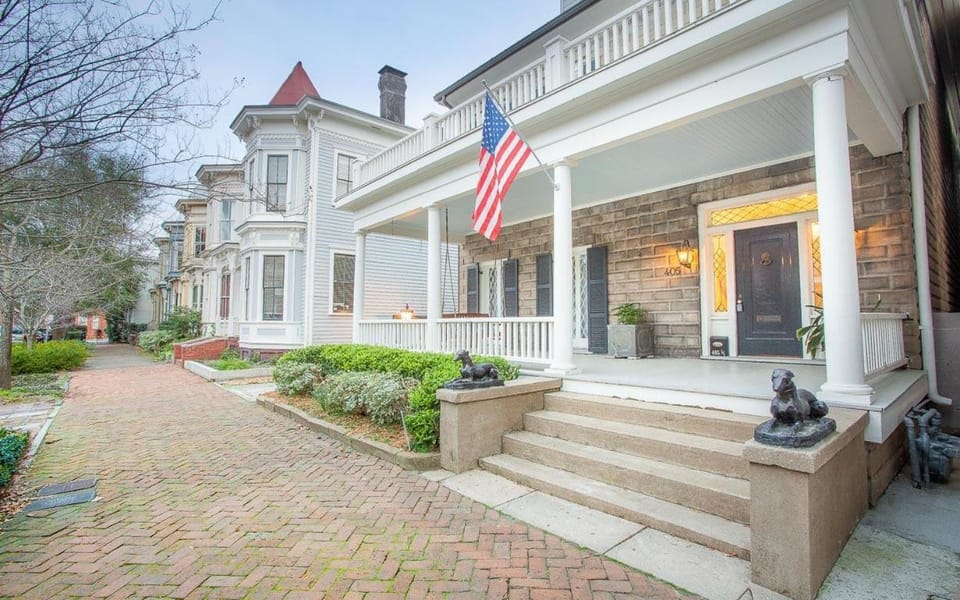 Southern Comfort Manor by Lucky Savannah House in Savannah