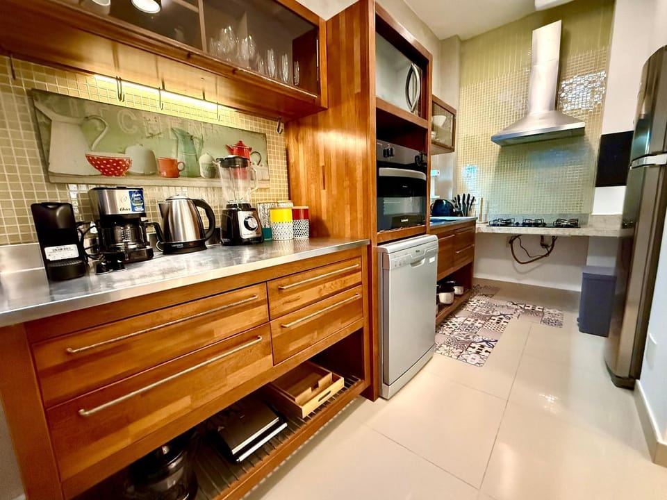Charmoso com terraço a 5 minutos da praia - Leblon Apartment in Rio de Janeiro