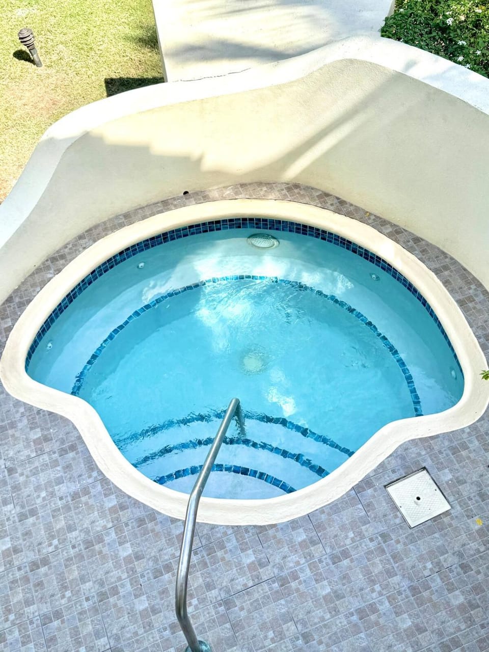 Day, Natural landscape, Swimming pool