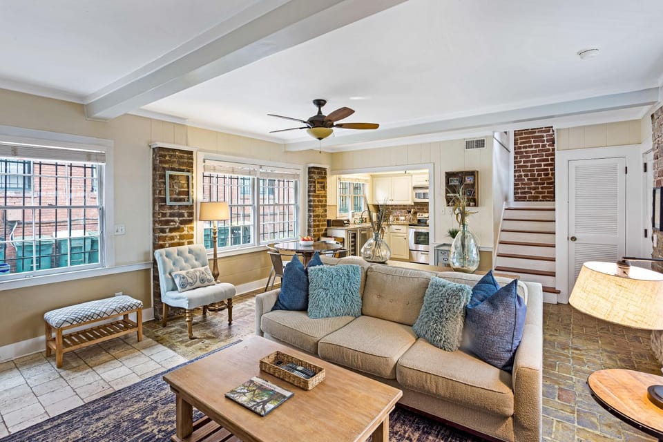 Charlton House by Lucky Savannah House in Savannah