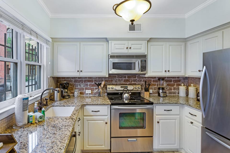 Charlton House by Lucky Savannah House in Savannah