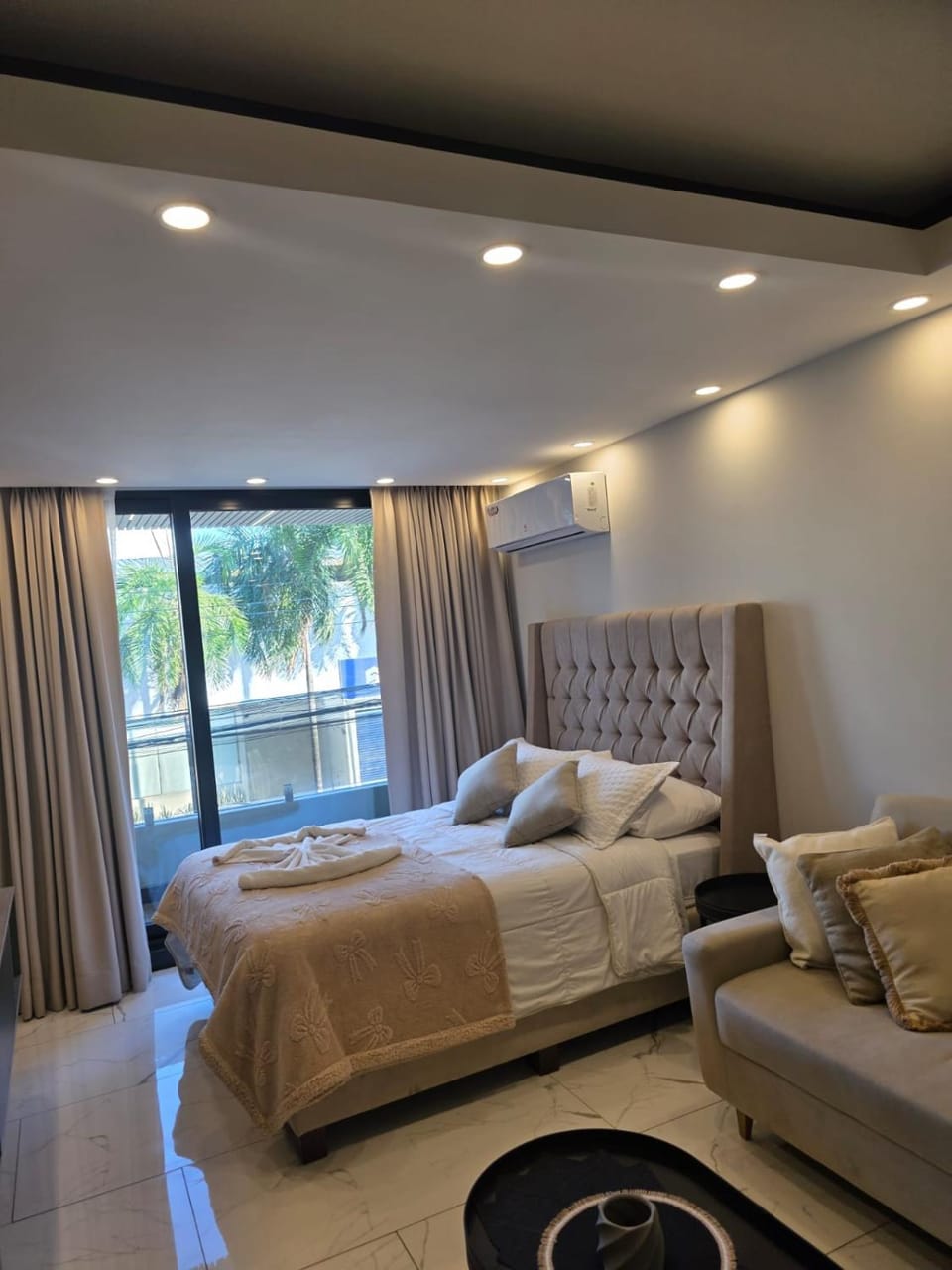 Apartamento con Balcón - Piscina - Gym - Cowork Apartment in Santa Cruz de la Sierra