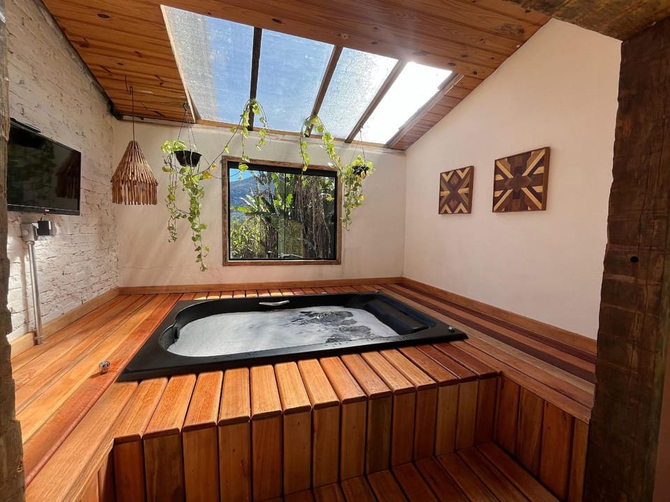 Cabana Catuaí - com piscina privativa House in State of São Paulo