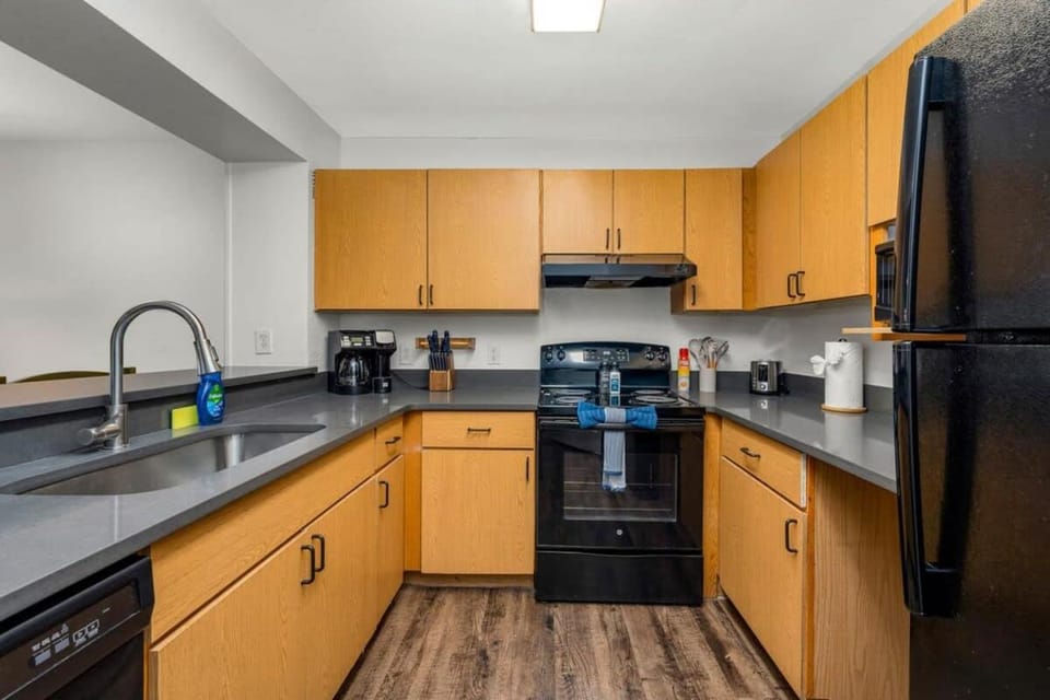 Family-friendly 1st floor unit w patio Apartment in Tampa