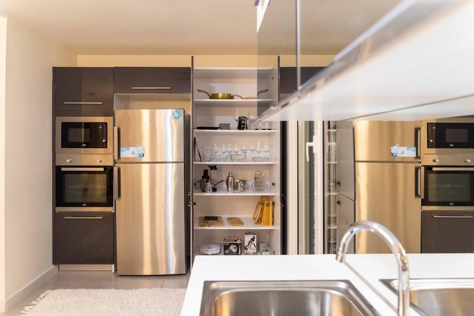 dishwasher, oven, stove
