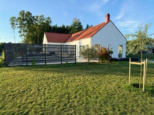 Property building, Natural landscape, Garden, Garden view