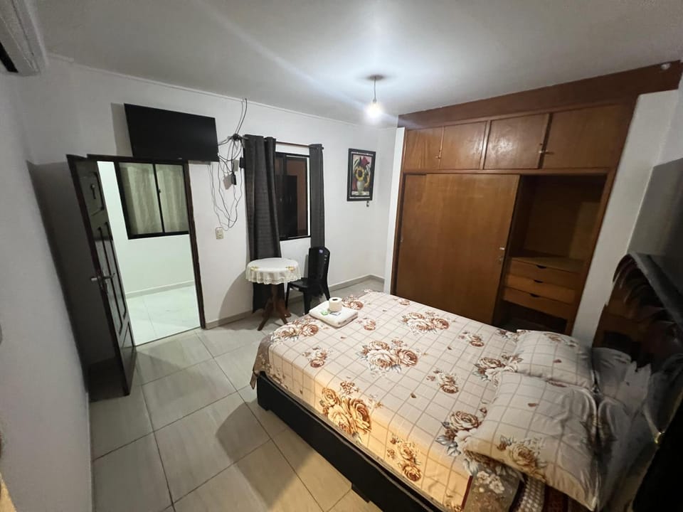 Hostal Rokemar Bed and Breakfast in Santa Cruz de la Sierra