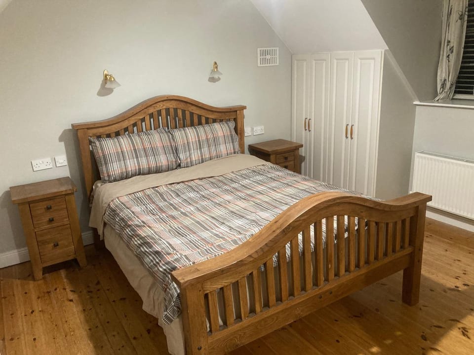 Horse and Jockey Lodge Bed and Breakfast in Co. Tipperary, Ireland