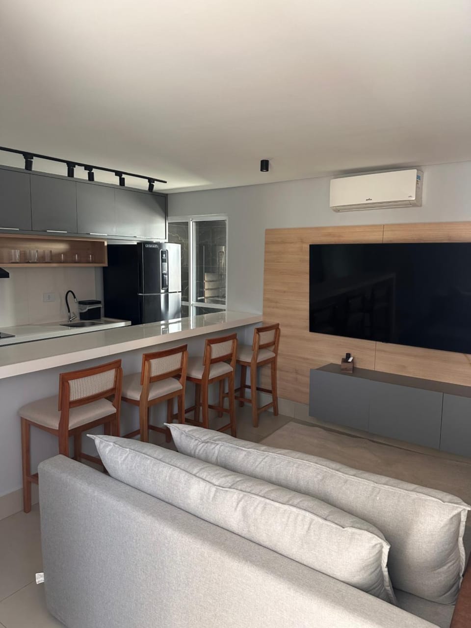 Kitchen or kitchenette, Living room