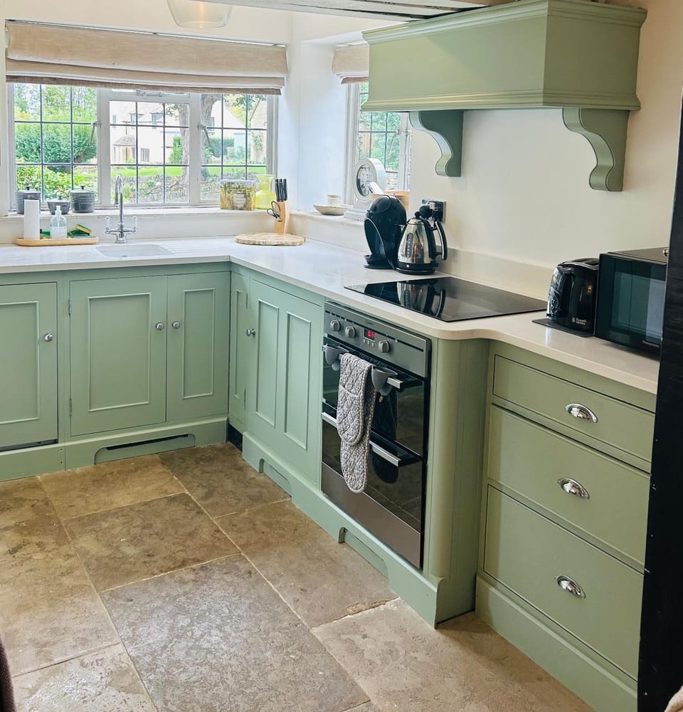 Hope, Luxury Cotswold Couples Retreat House in Cotswold District