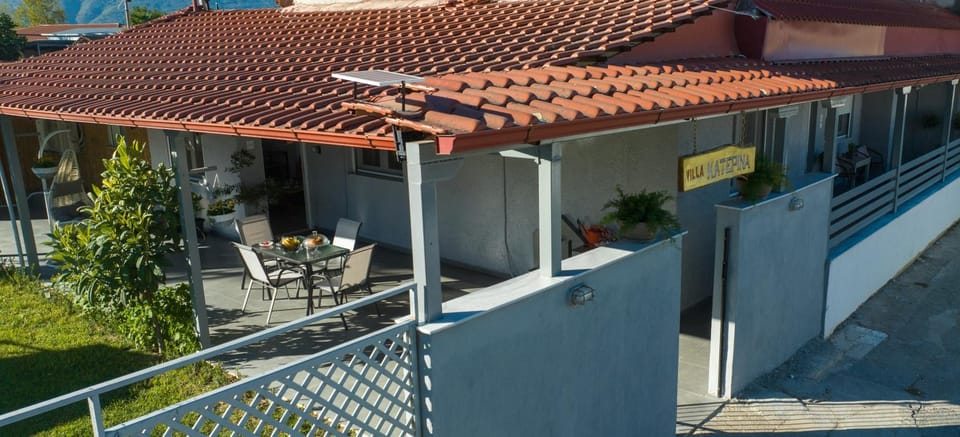 Property building, Day, Garden, Balcony/Terrace, Garden view