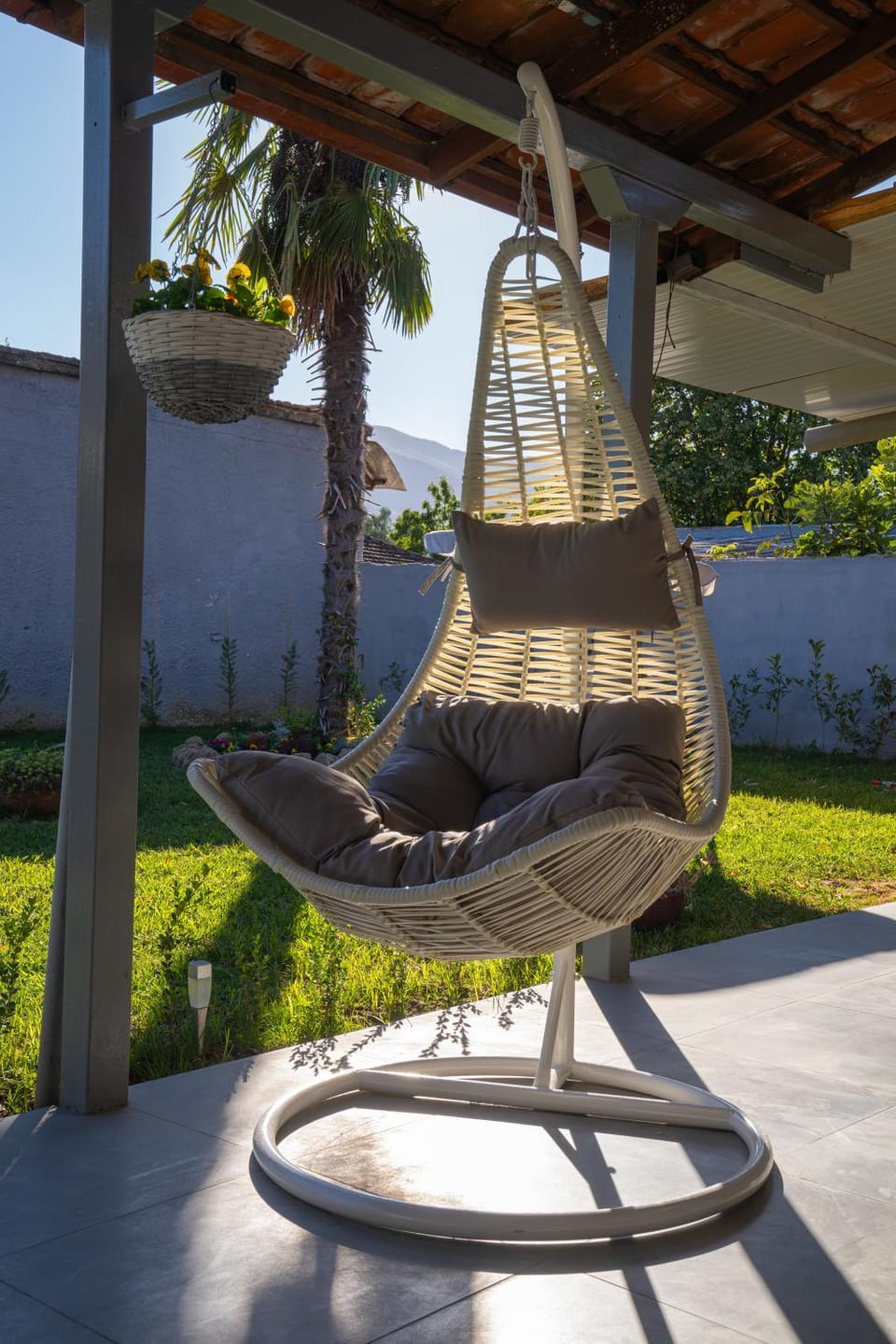 Patio, Day, Garden, Garden view