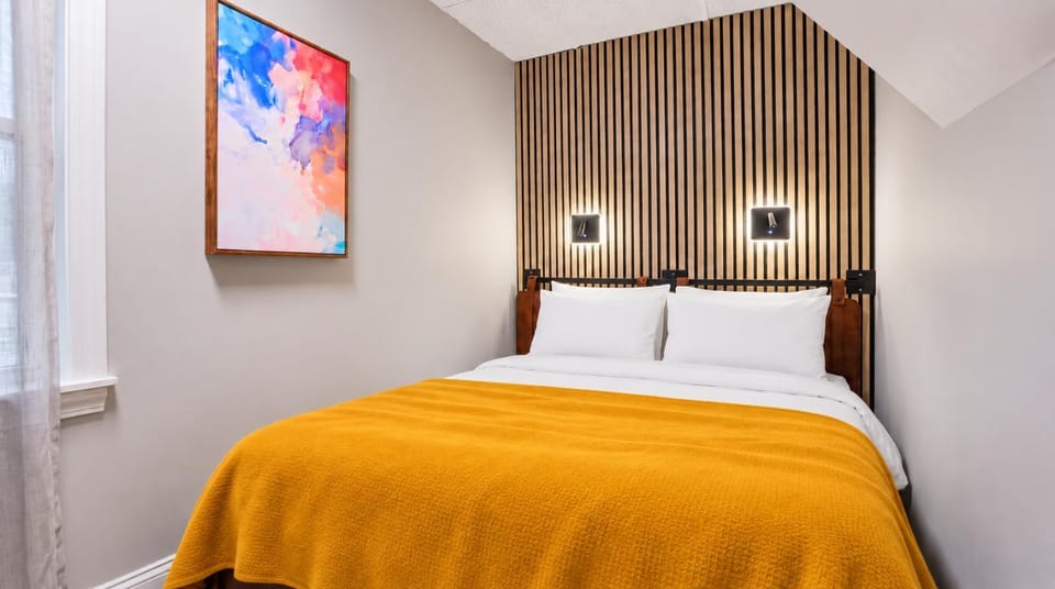 Elegant 3 Bedroom Unit in Lower Manhattan Apartment in Lower Manhattan