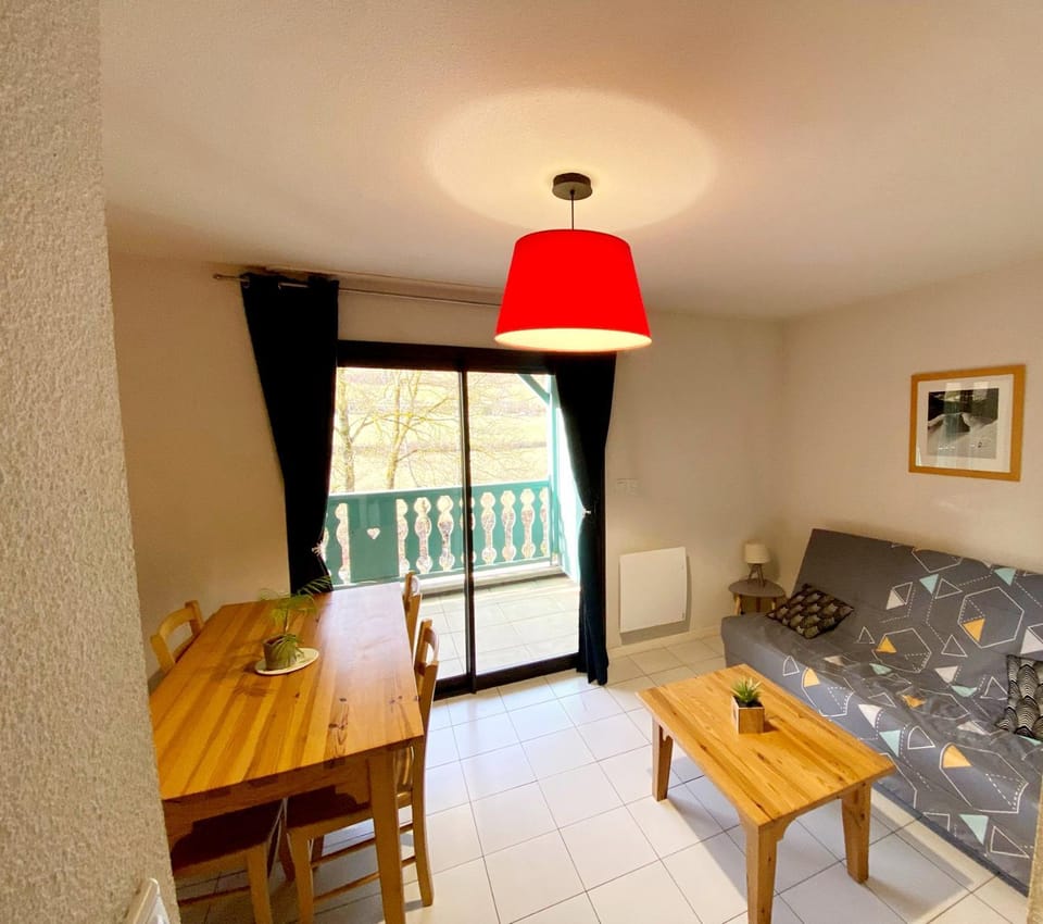 Superbe studio 4 personnes dans résidence propre et calme Apartment in Arreau