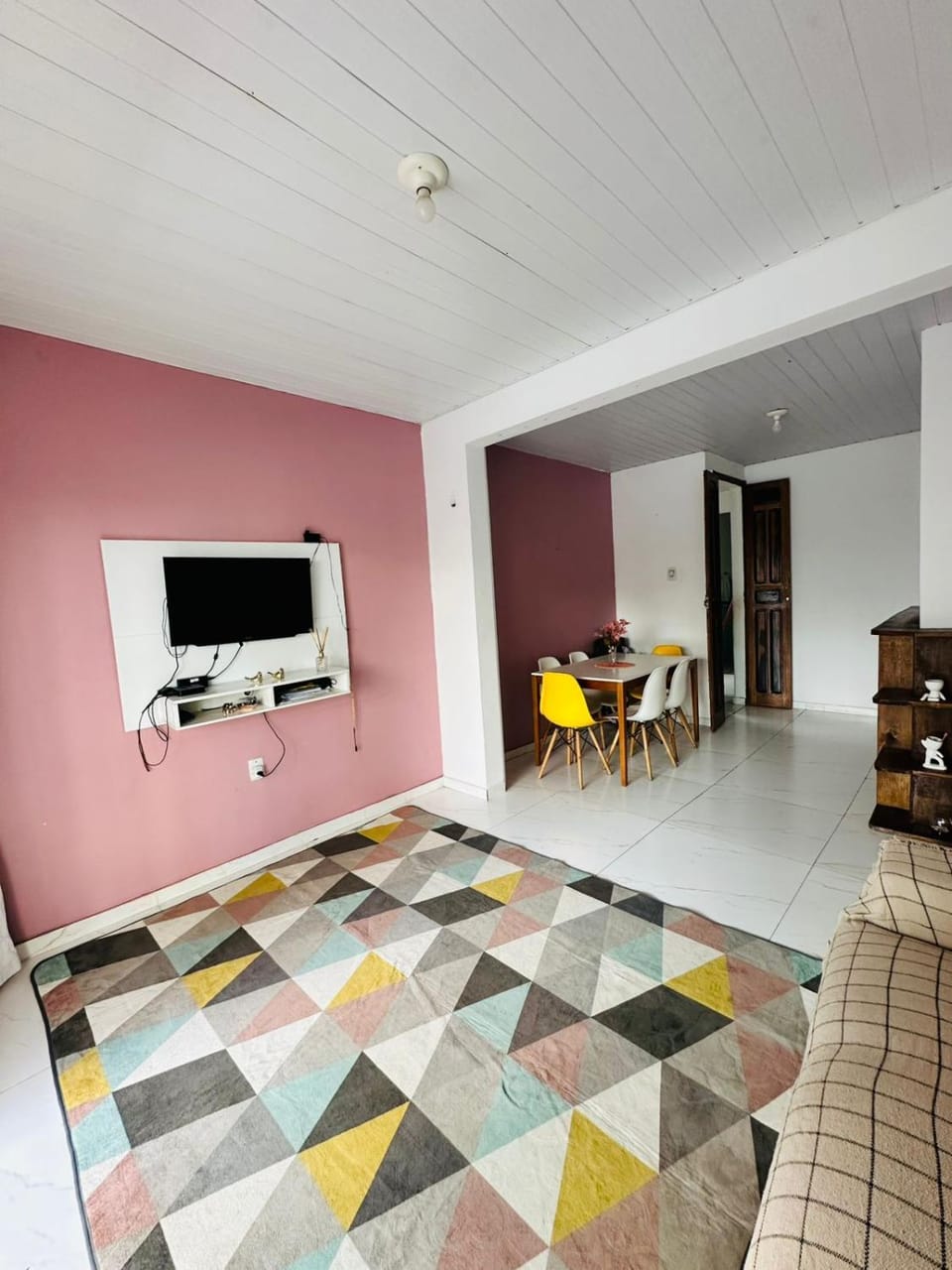 Communal lounge/ TV room, TV and multimedia, Photo of the whole room, Seating area, Evening entertainment