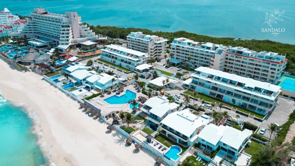 Beach, Swimming pool, Parking, sunbed