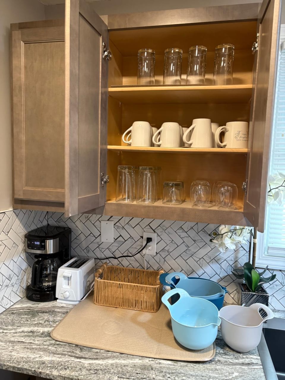 Coffee/tea facilities, Kitchen or kitchenette, toaster