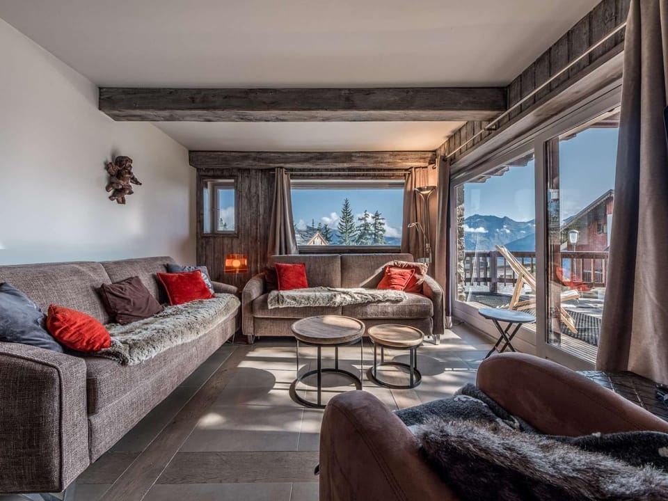 Patio, Living room, Seating area