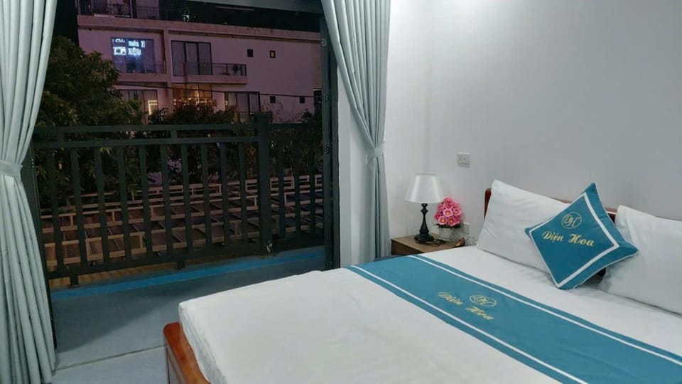 Bed, View (from property/room), Balcony/Terrace, Photo of the whole room