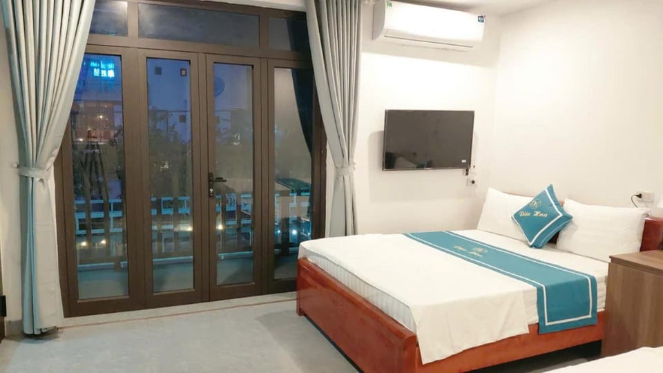 TV and multimedia, air conditioner