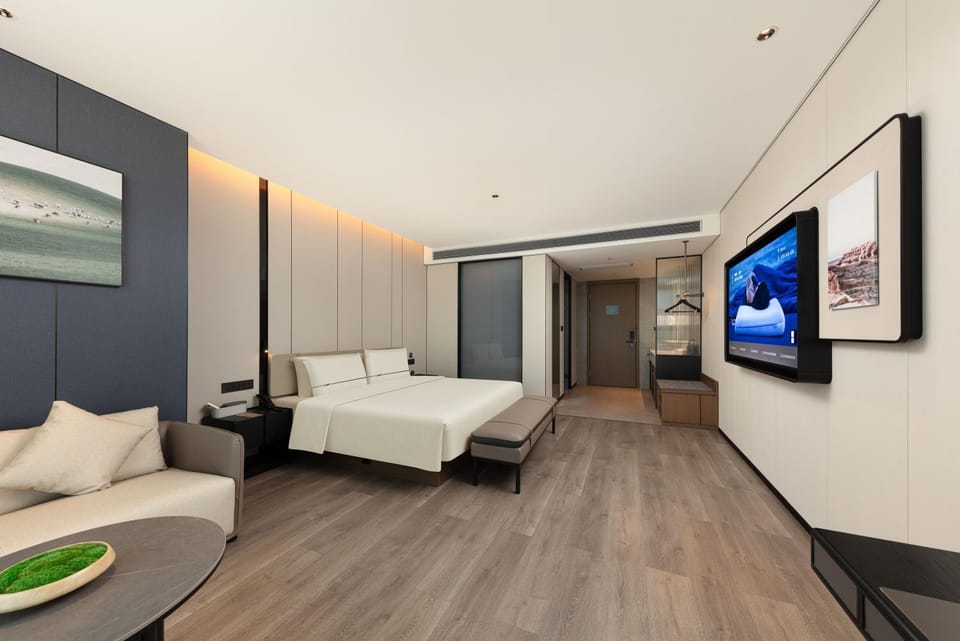 Atour Hotel Jiangmen Hetang Longhu Hotel in Guangzhou